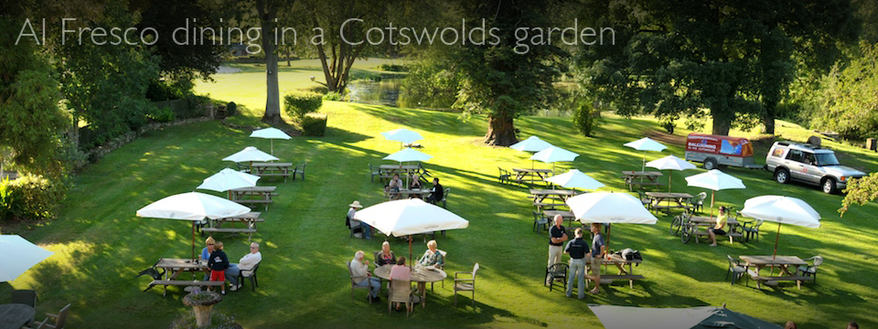 Beautiful Gardens & River Coln